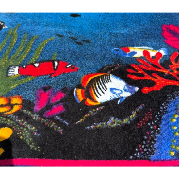 Dolphin Coral Reef Bonaire Summer Pool Ocean Lake Beach Bath Towel - Picture 6 of 16